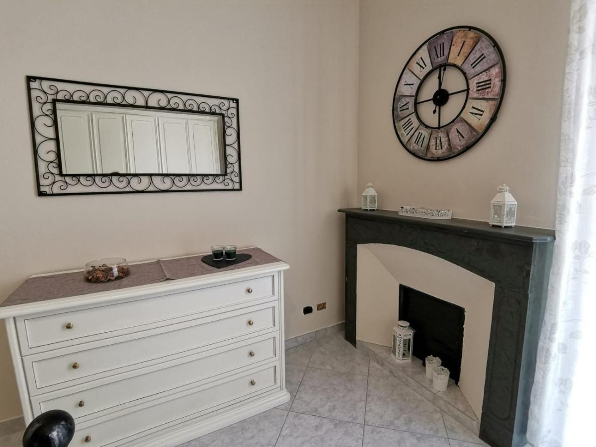 Casa In Centro Appartement Ventimiglia Buitenkant foto